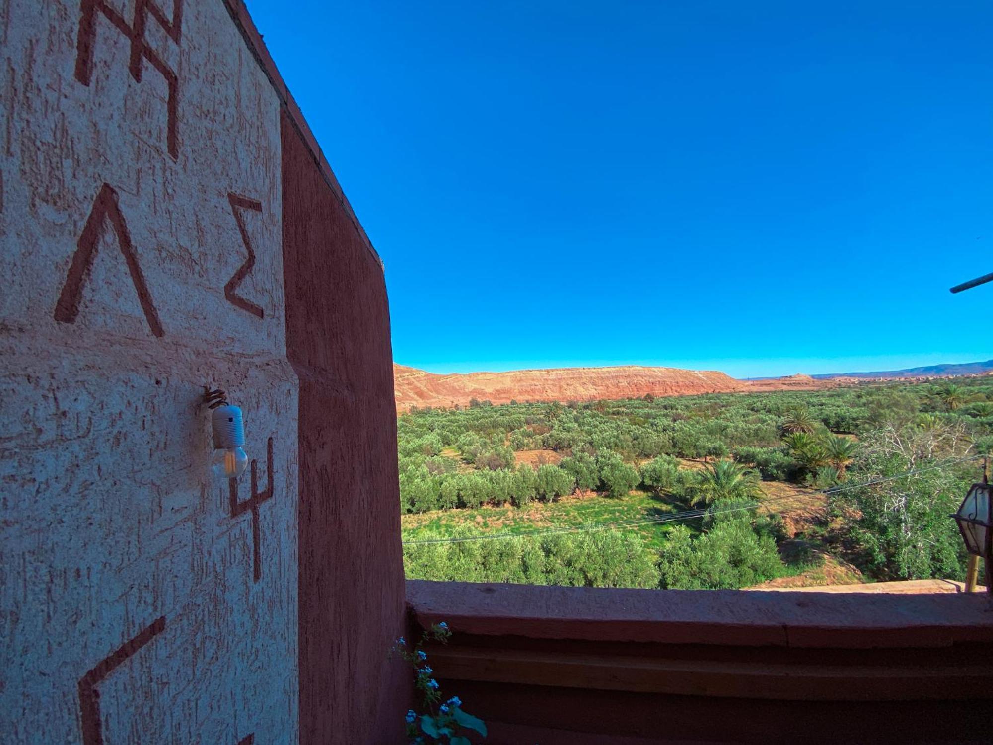 Ayouze Auberge Ait Ben Haddou Bagian luar foto
